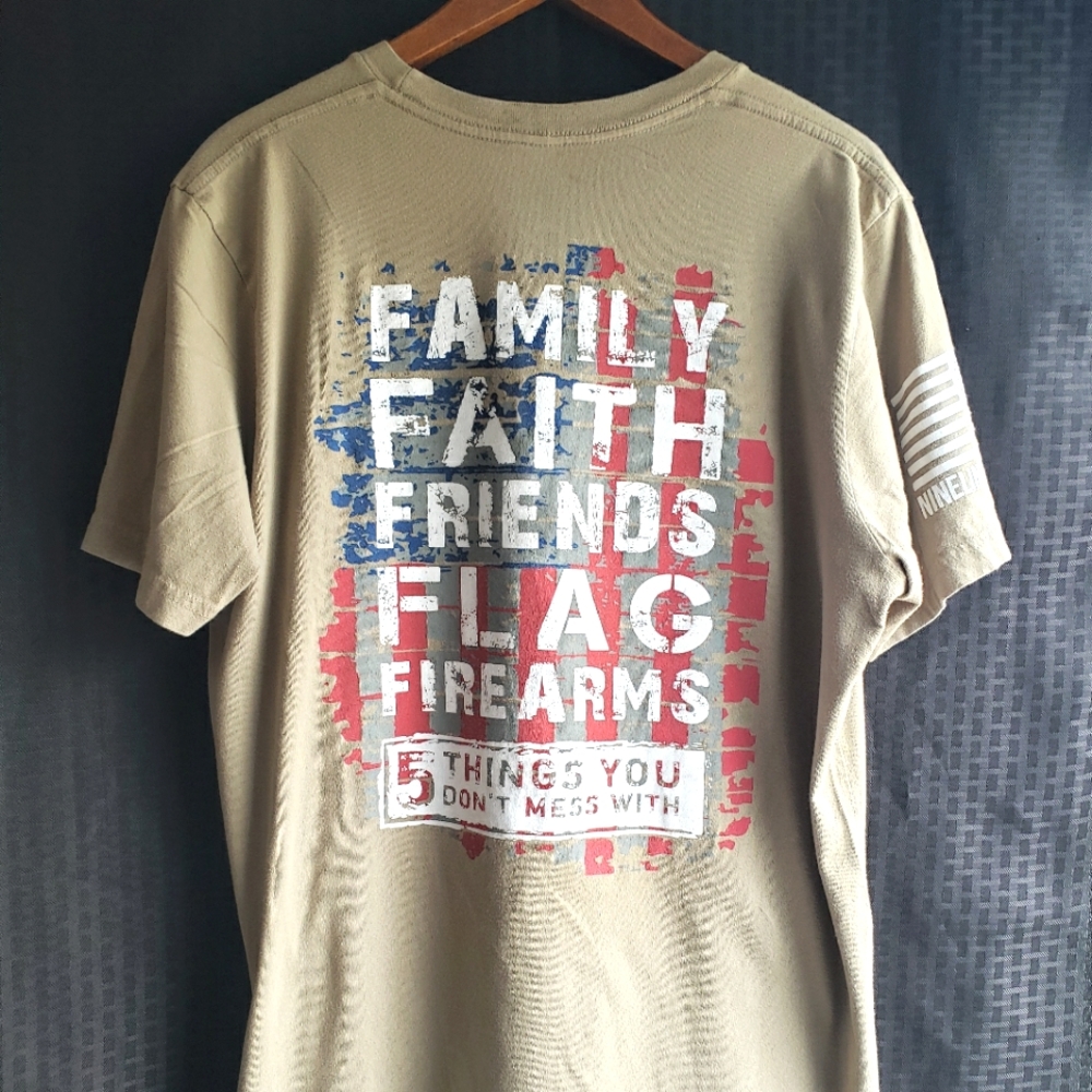 Nine Line T-shirt Men’s Size Large Tan Made In The USA